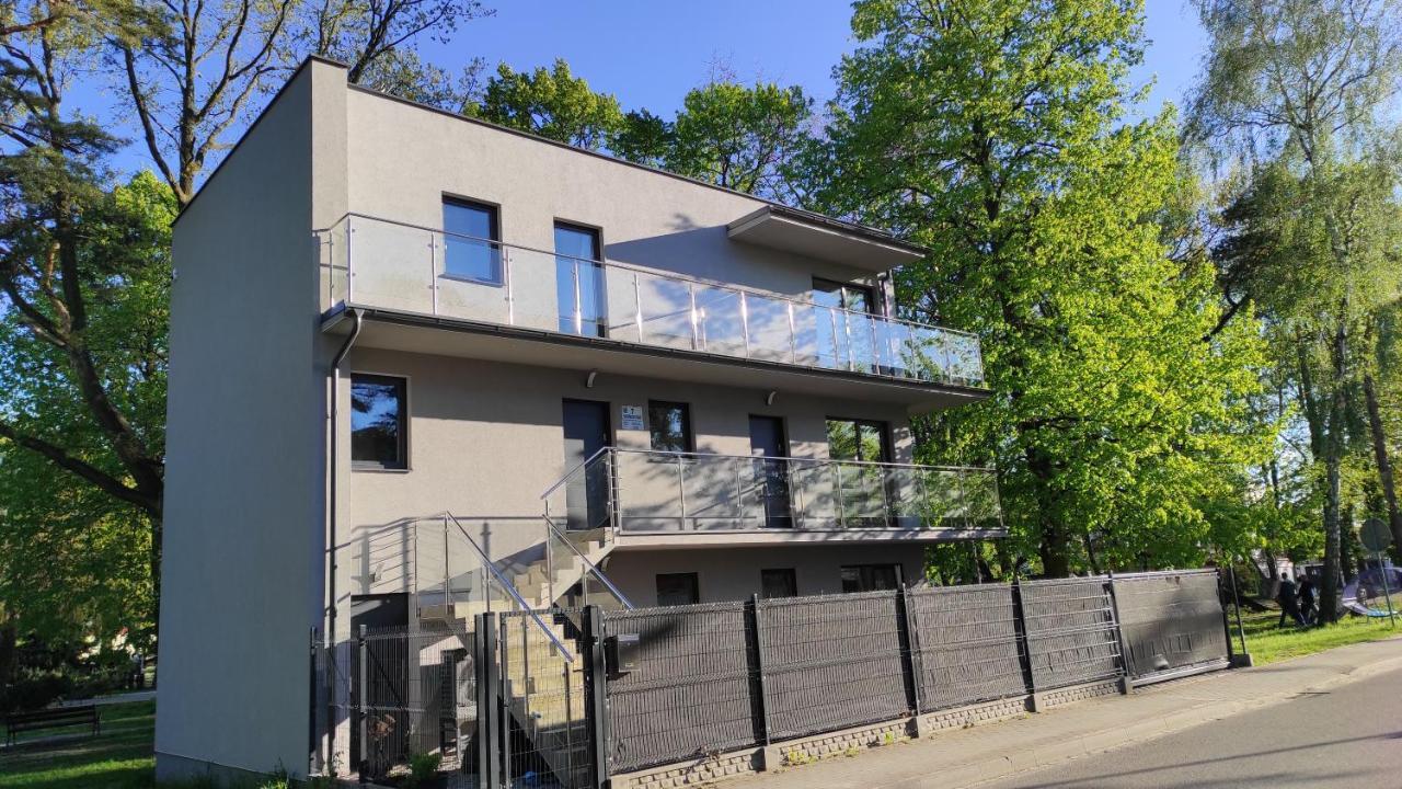 Domek W Parku Lejlighed Hel Eksteriør billede